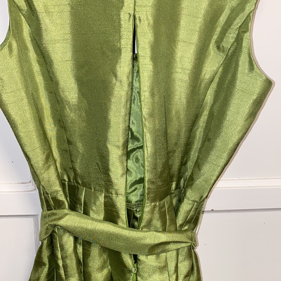 Dress Barn Size 4 Ruffled Green Dress Sleeveless - Picture 5 of 11